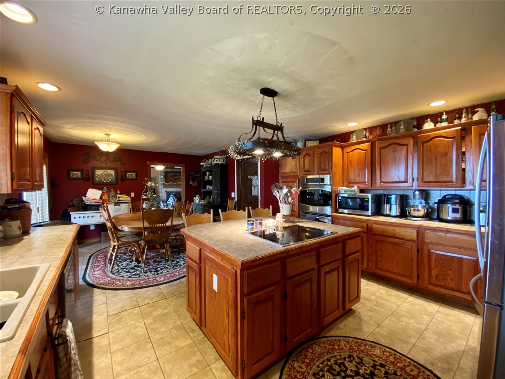 3731 Cross Crk Road Buffalo, WV 25033 - Photo 17 of 46 Gallery Image 17