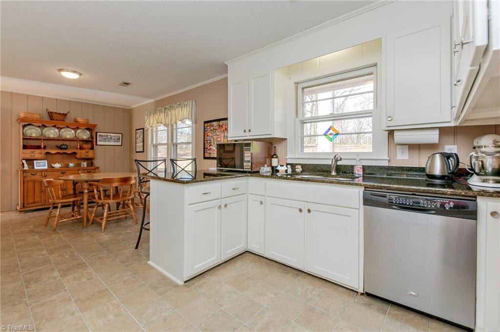 1703 Sherwood Road Lexington, NC 27292 - Photo 11 of 27 Gallery Image 11