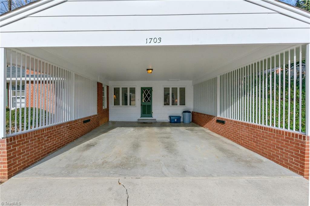 1703 Sherwood Road Lexington, NC 27292 - Photo 4 of 27 Gallery Image 4