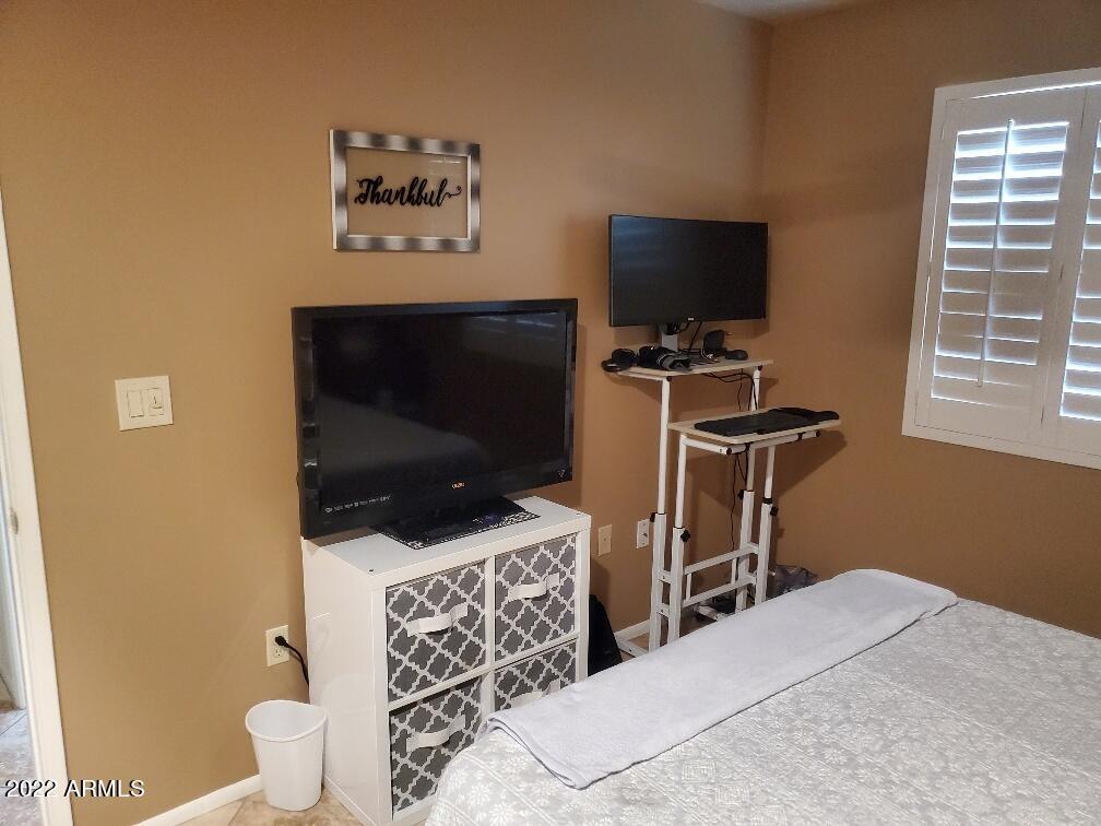 10814 West El Capitan Circle Sun City, AZ 85351 - Photo 15 of 23 20220917_130230_resized