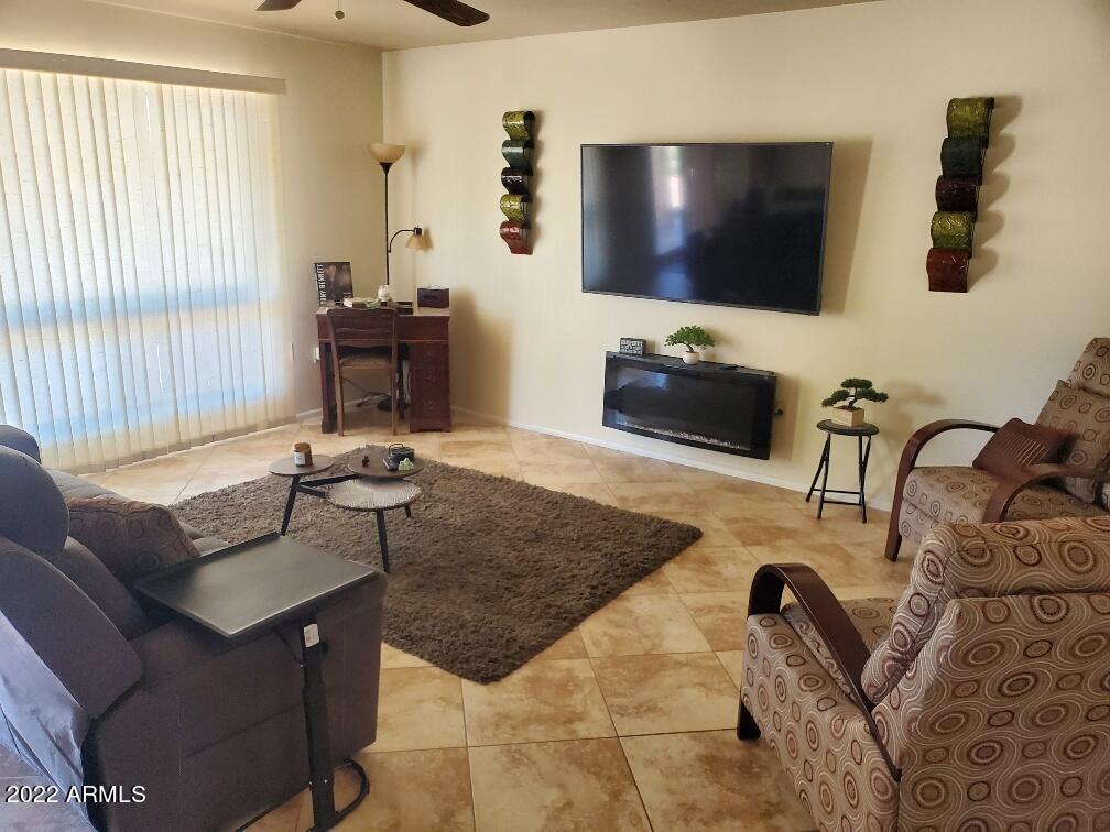 10814 West El Capitan Circle Sun City, AZ 85351 - Photo 6 of 23 20220917_130059_resized