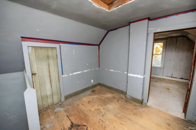 $209,900 | 8615 West State Road, Rossville, IN 46065