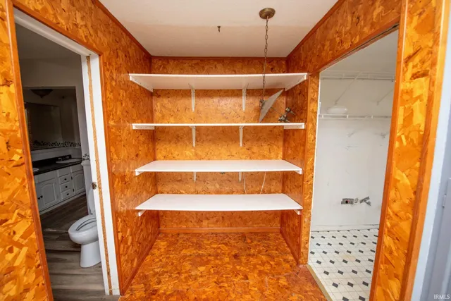 $209,900 | 8615 West State Road, Rossville, IN 46065