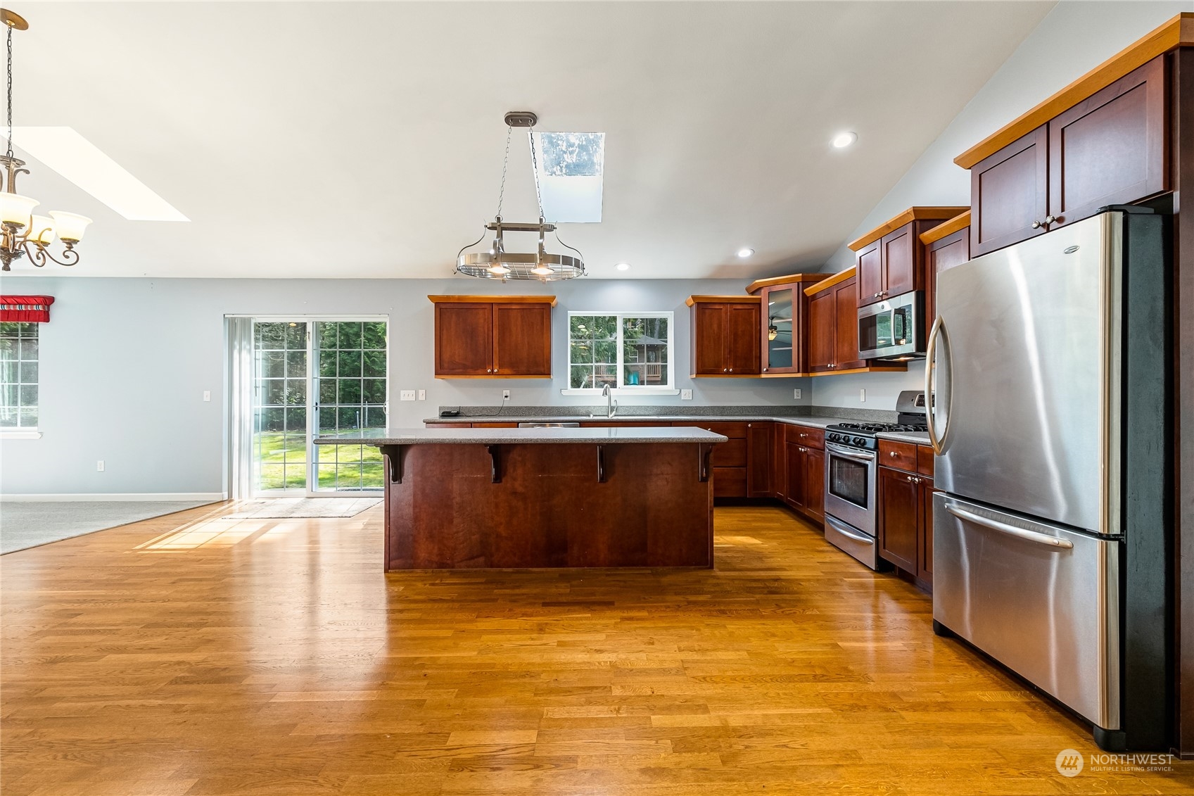 4117 Red Cedar Road Blaine, WA 98230 - Photo 11 of 40 Gallery Image 11