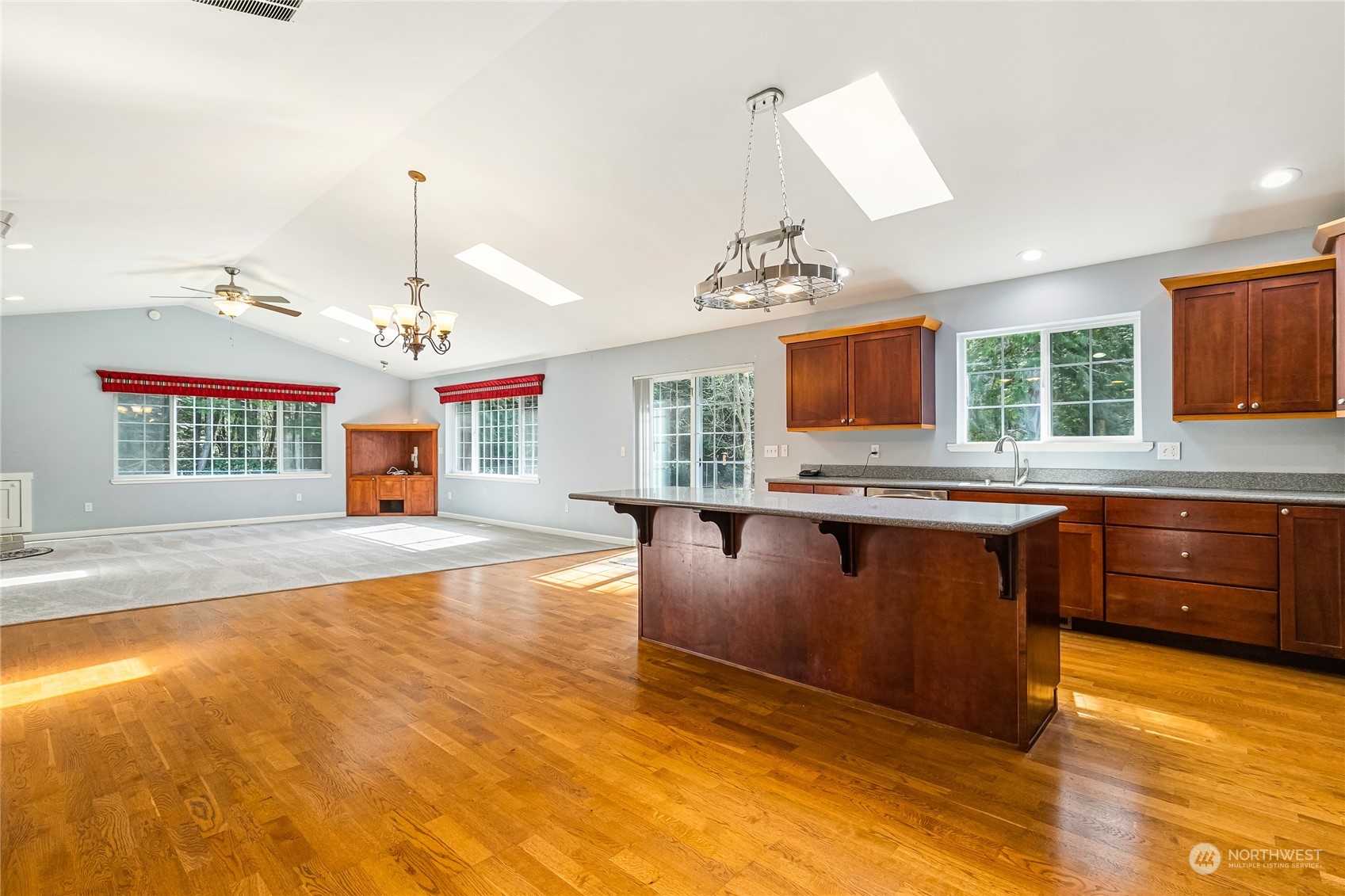 4117 Red Cedar Road Blaine, WA 98230 - Photo 12 of 40 Gallery Image 12