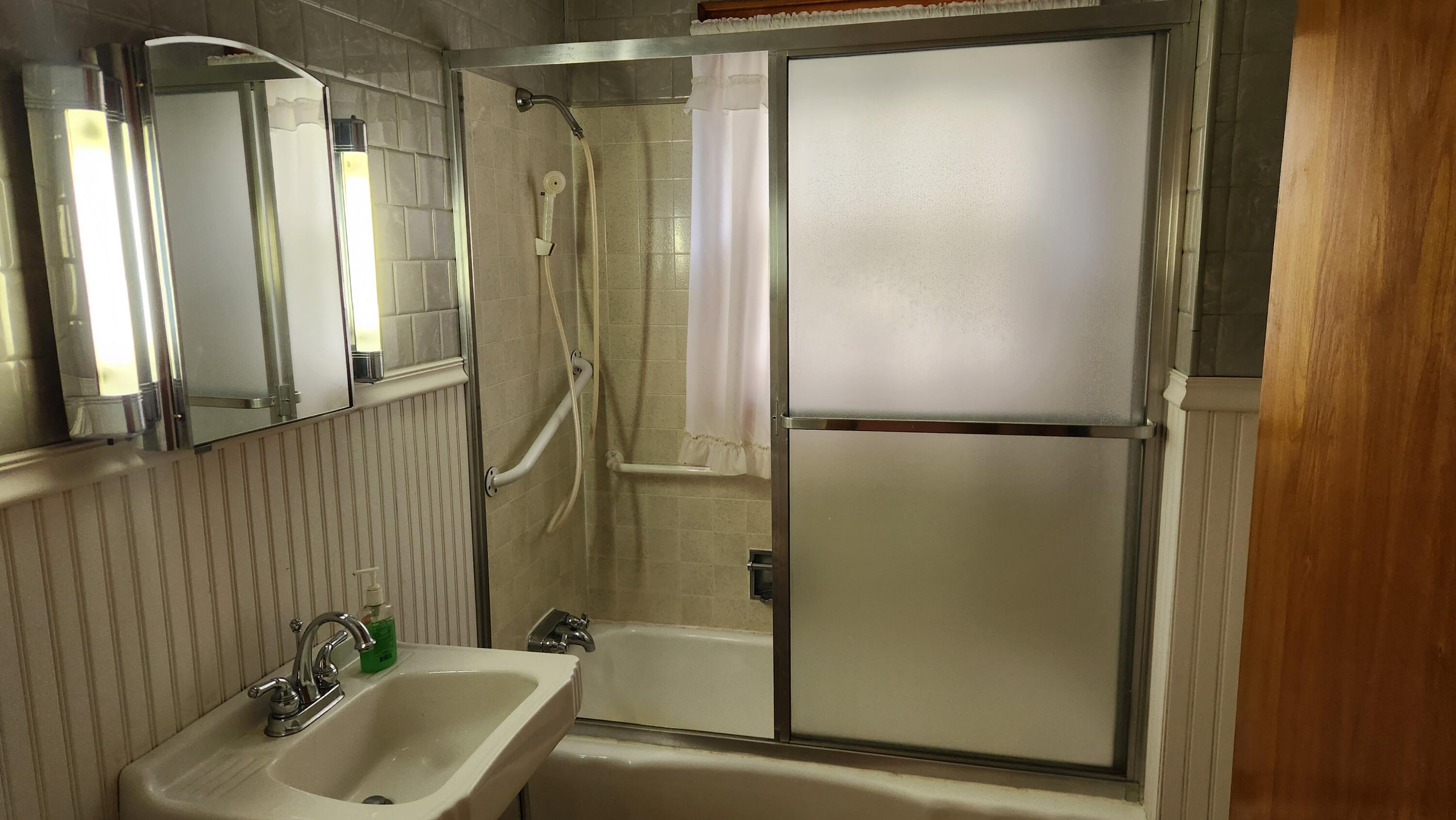 30 Spruce Street East Millinocket, ME 04430 - Photo 14 of 32 1000015220