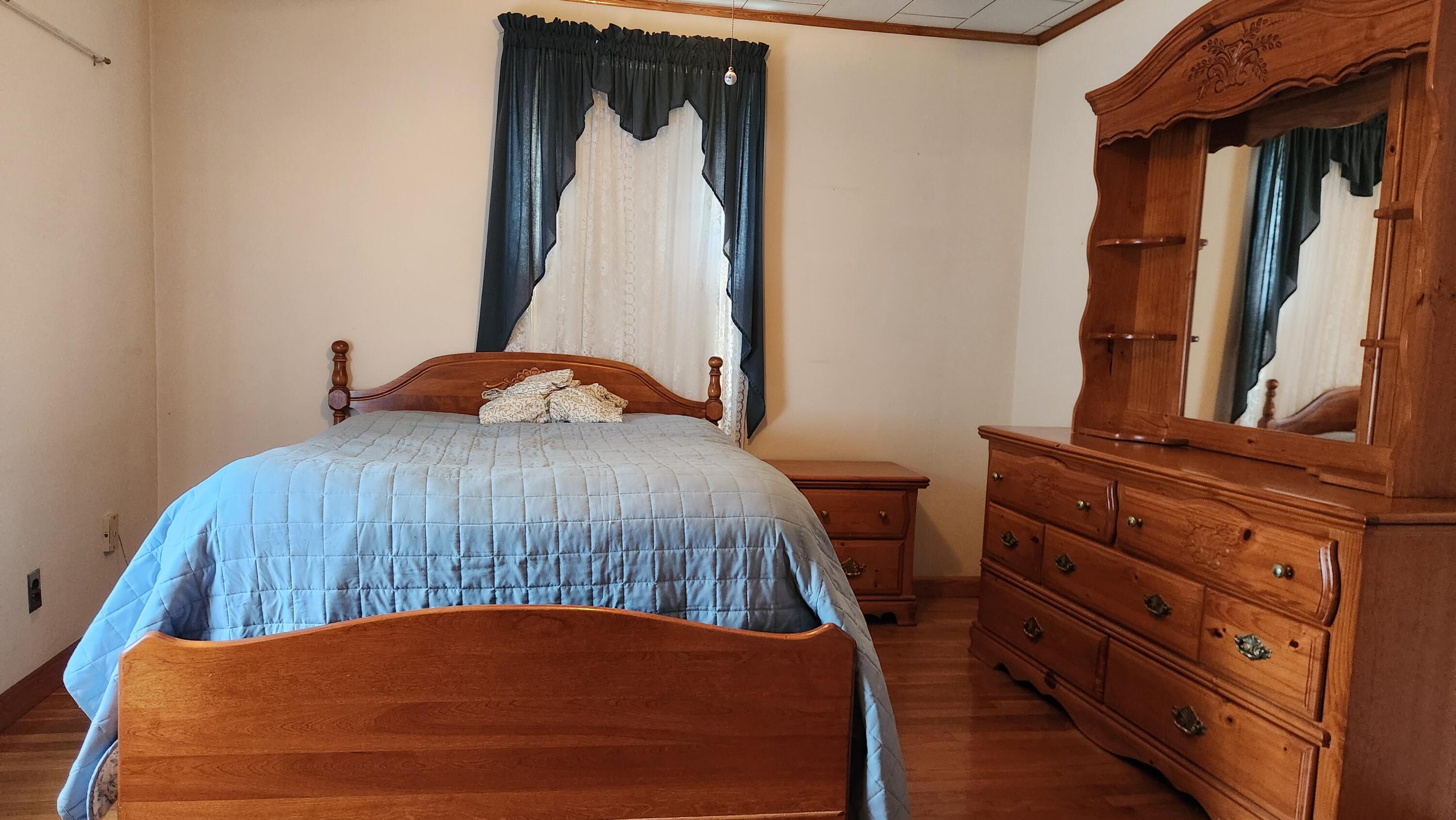 30 Spruce Street East Millinocket, ME 04430 - Photo 18 of 32 1000015229