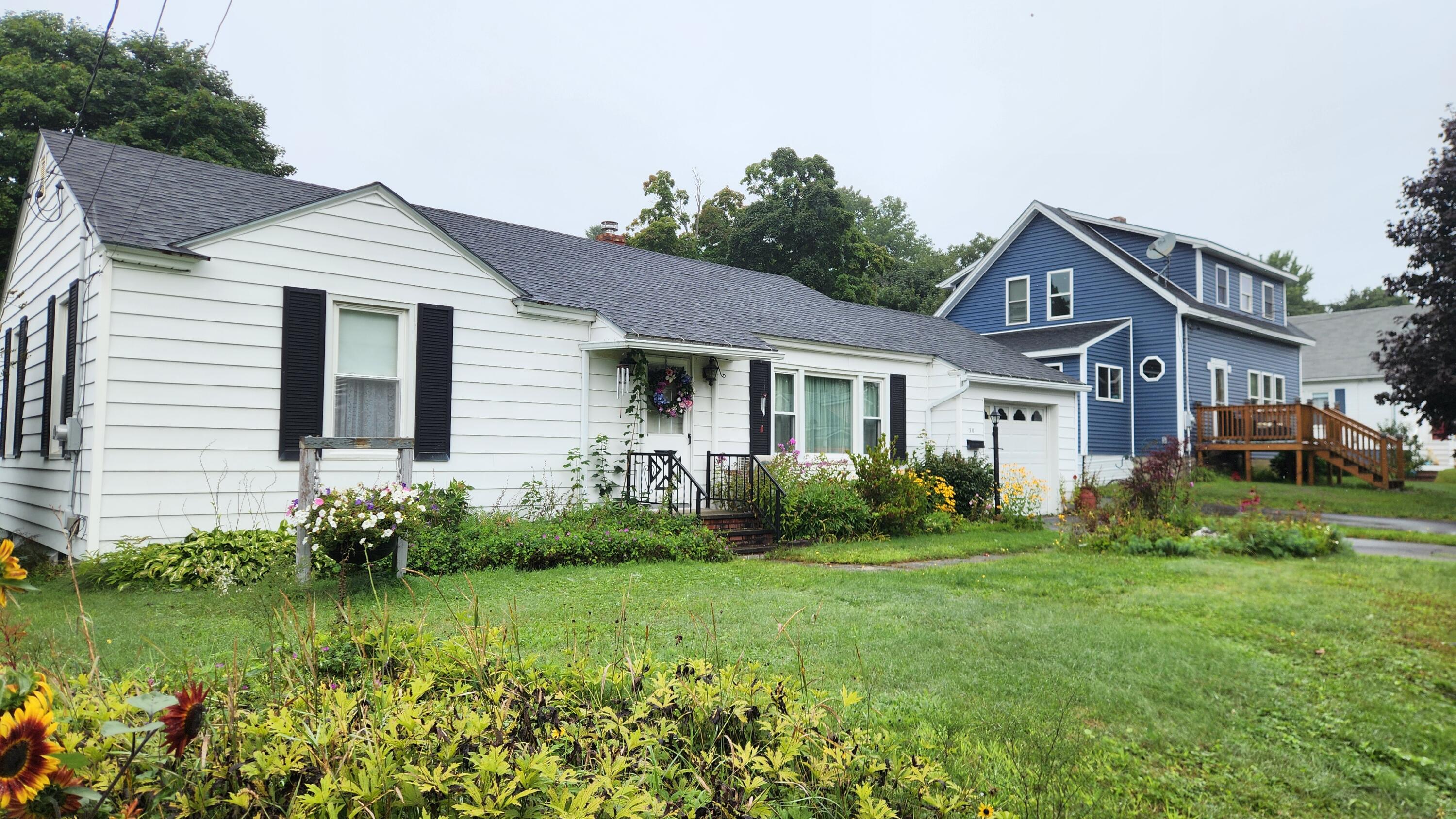 30 Spruce Street East Millinocket, ME 04430 - Photo 5 of 32 1000015239
