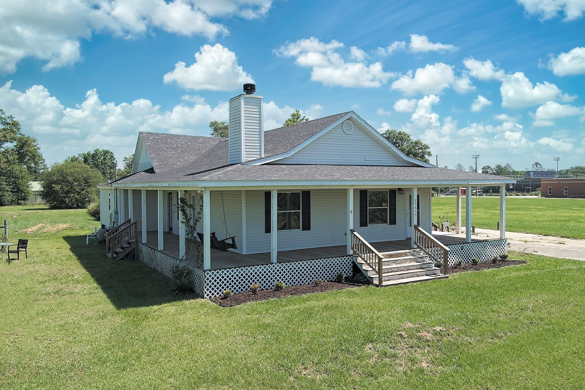 24675 Ulrich Lane Elberta, AL 36530 - Photo 1 of 21