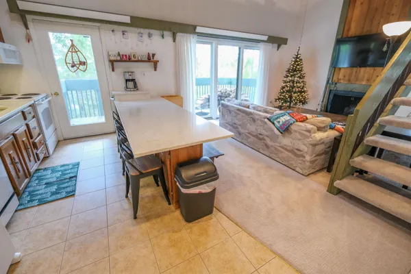 $350,000 | 36 Okemo Trailside Extension, Unit 6D, Ludlow, VT 05149