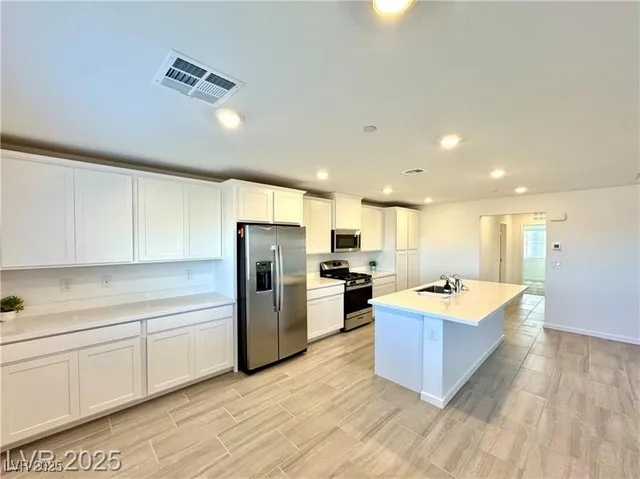 $1,700 | 9230 Chellis Hills Lane, Las Vegas, NV 89143