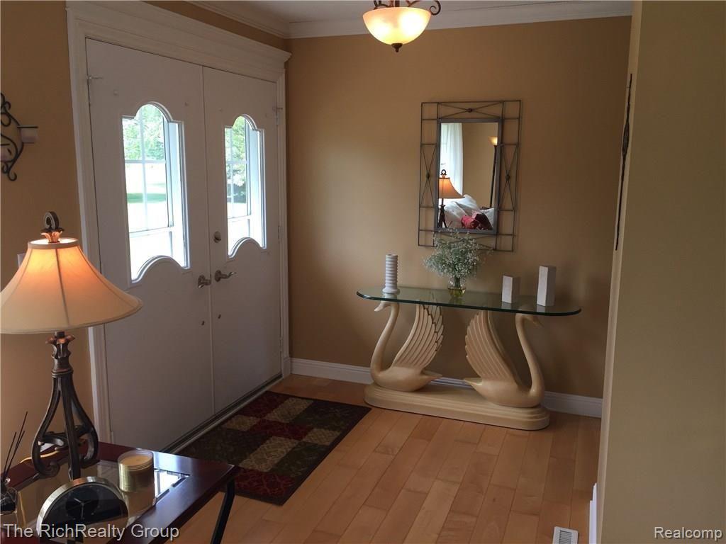 6049 Trombley Road Newport, MI 48166 - Photo 4 of 24 4.JPG