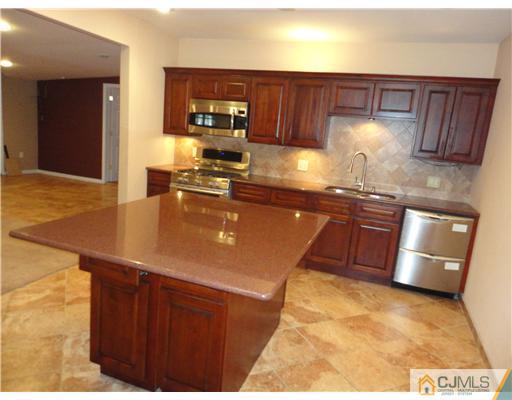 52 Richard Road Edison, NJ 08820 - Photo 11 of 19