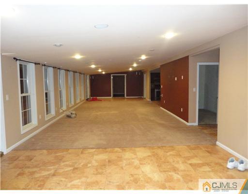 52 Richard Road Edison, NJ 08820 - Photo 14 of 19