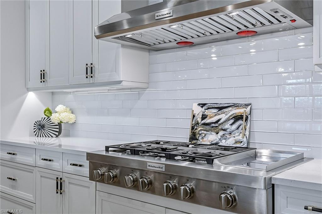 16336 Corsica Way, Unit 201 Naples, FL 34110 - Photo 7 of 34