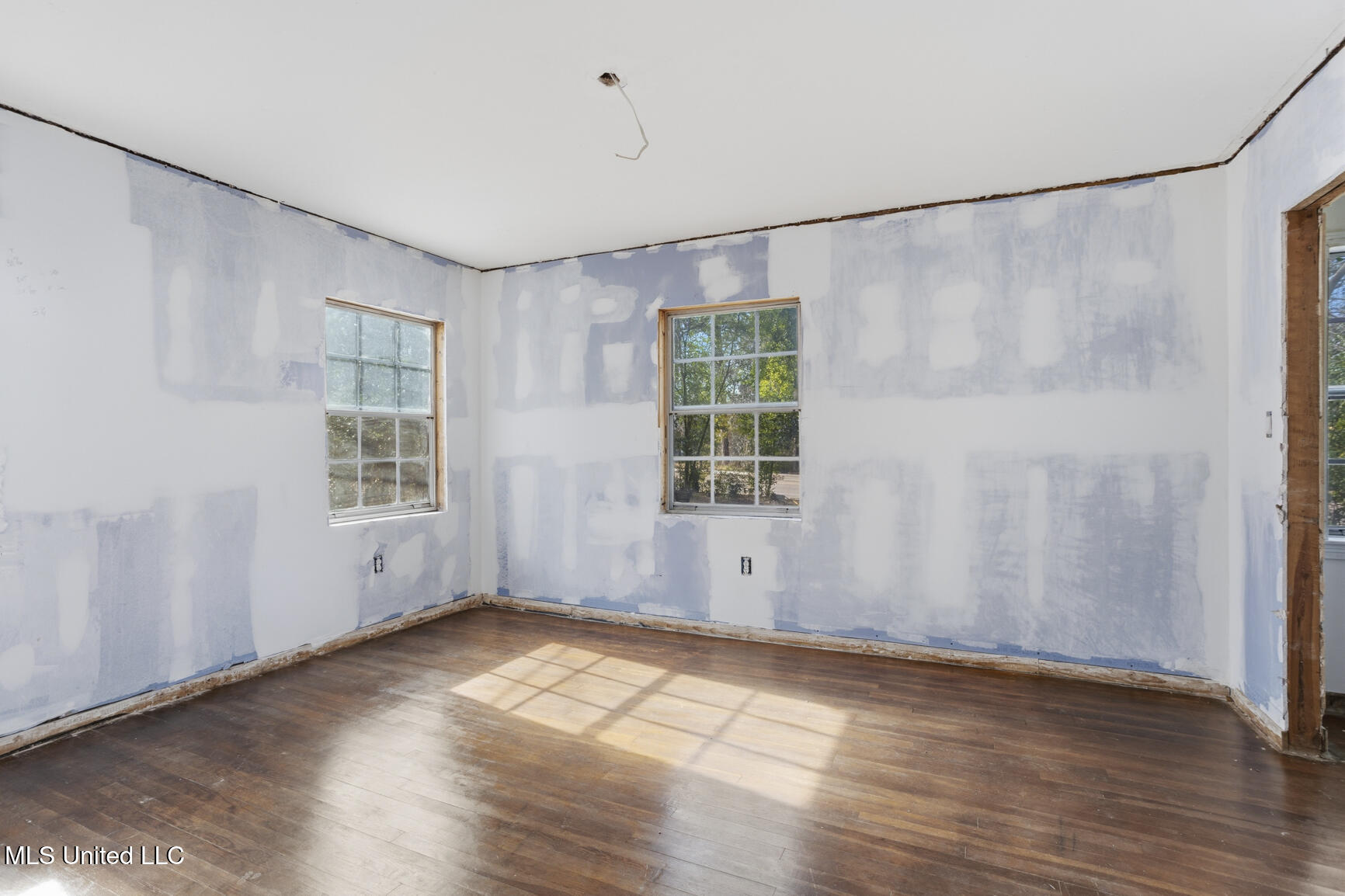 1112 Meadowbrook Road Jackson, MS 39206 - Photo 12 of 30 1112 Meadowbrook-15