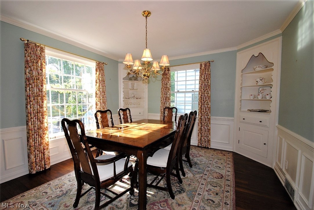 3664 Traver Road Shaker Heights, OH 44122 - Photo 6 of 24 Gallery Image 6