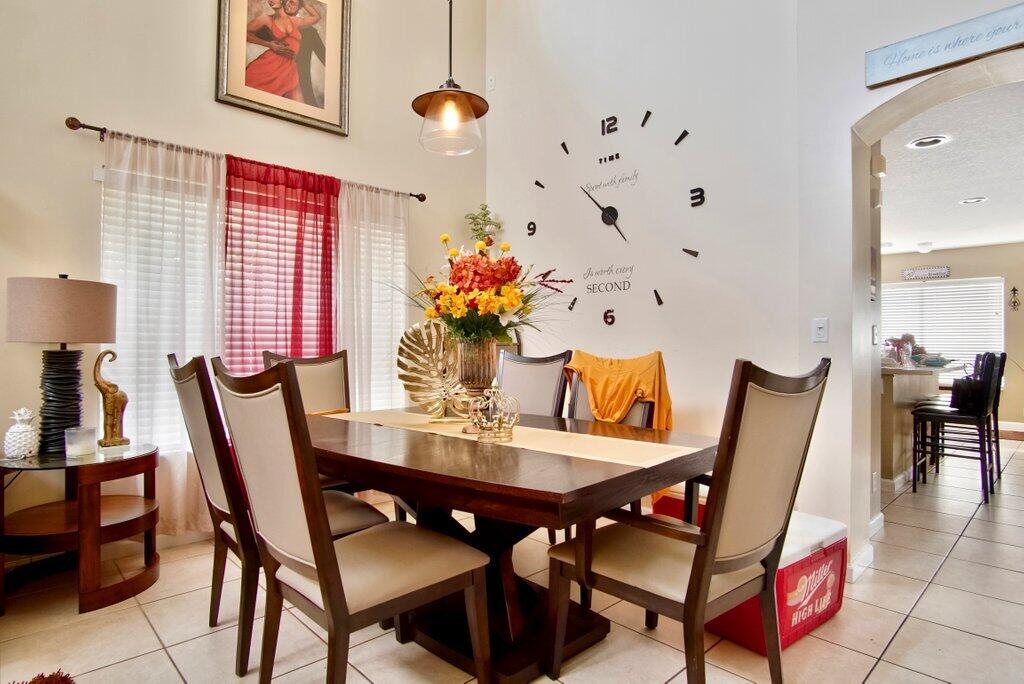 2101 Little Torch Street Riviera Beach, FL 33407 - Photo 7 of 36 Dining Area