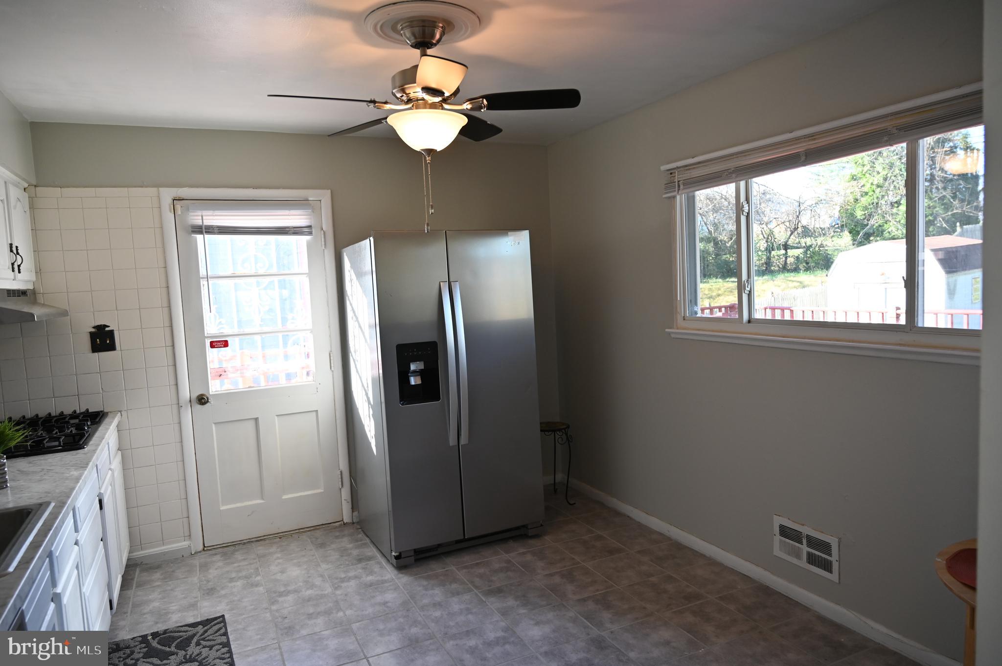 1328 Denbright Road Catonsville, MD 21228 - Photo 13 of 47 Gallery Image 13