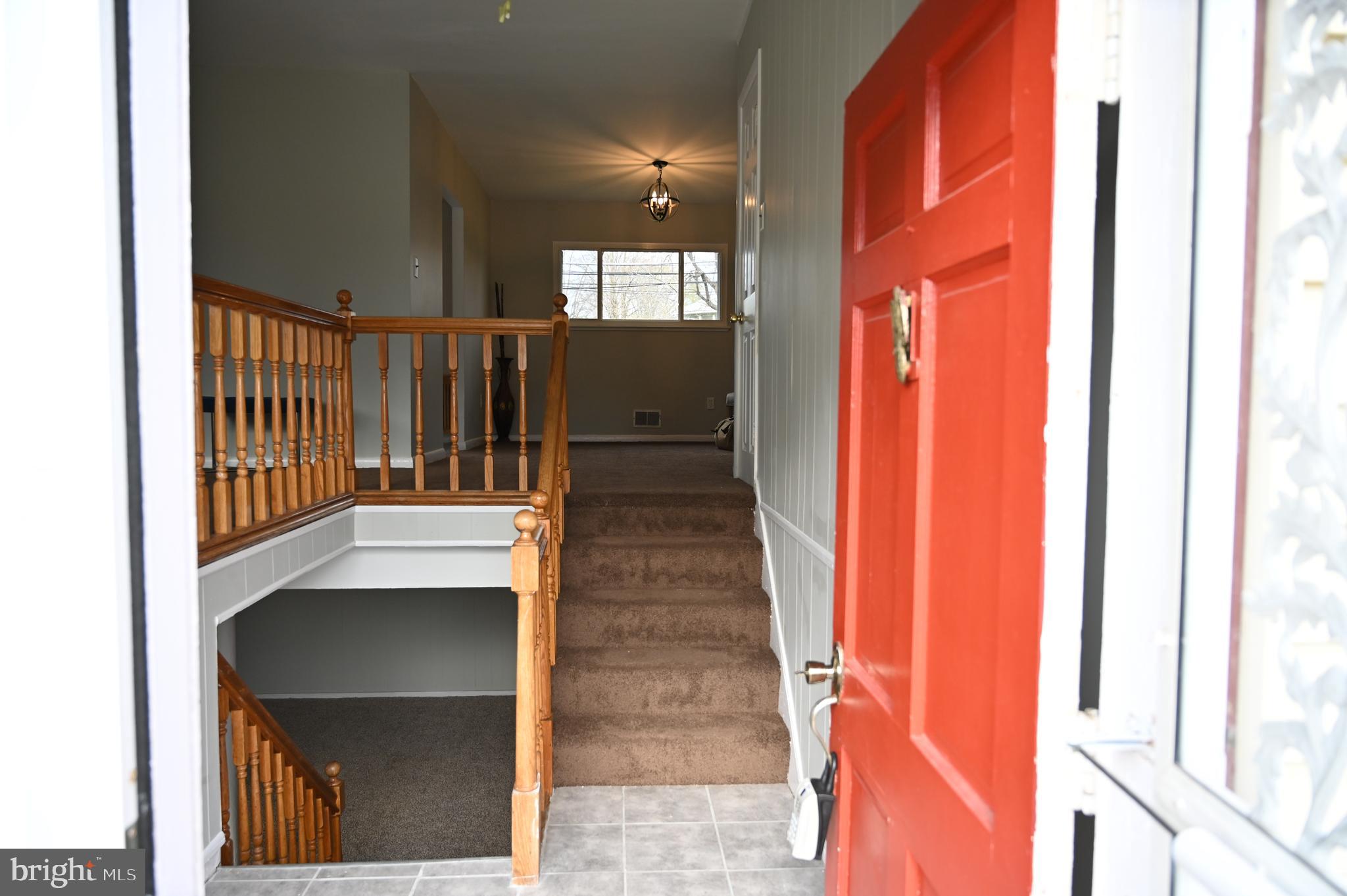 1328 Denbright Road Catonsville, MD 21228 - Photo 6 of 47 Gallery Image 6