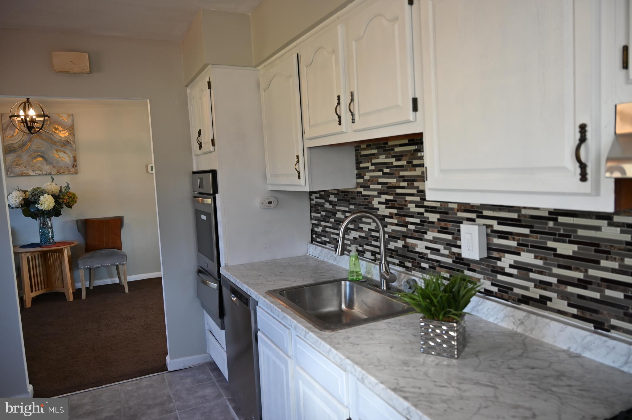 1328 Denbright Road Catonsville, MD 21228 - Photo 9 of 47 Gallery Image 9