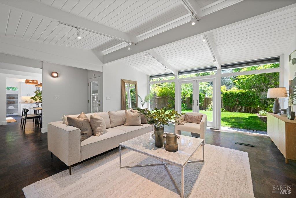 5 Heather Way Mill Valley, CA 94941 - Photo 6 of 39 Open beam ceiling with tons of light.
