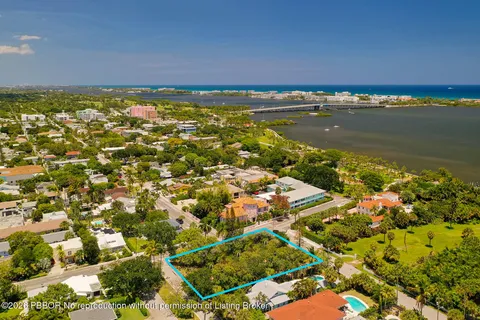 $950,000 | 502 South Palmway, Lake Worth Beach, FL 33460