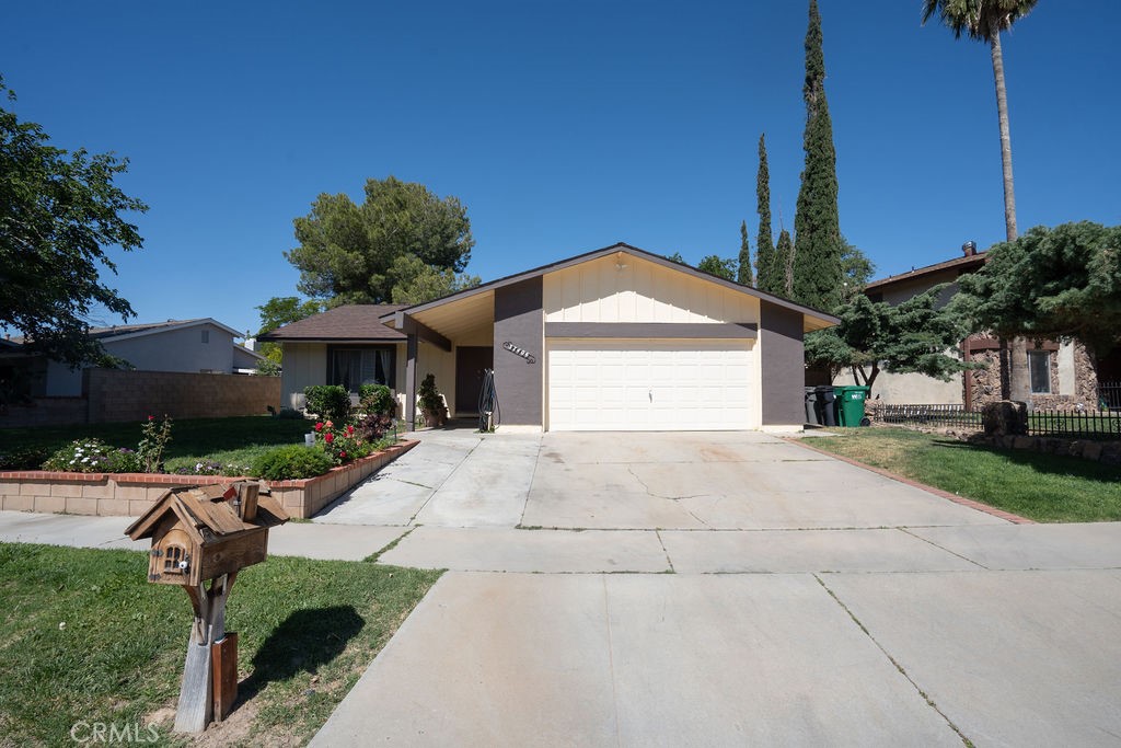37406 3rd Palmdale, CA 93550 - Photo 3 of 42