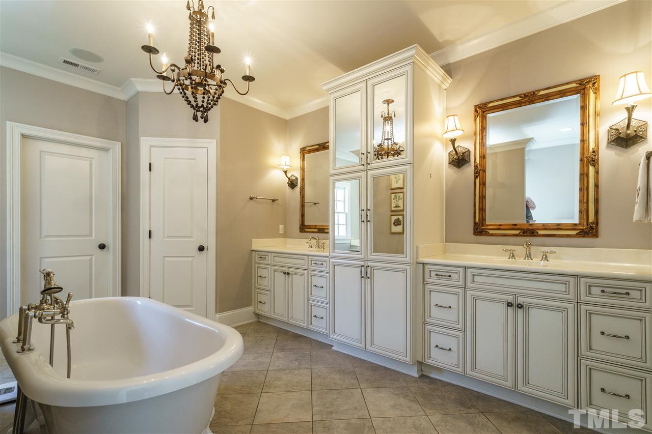 3413 Hatteras Court Raleigh, NC 27607 - Photo 15 of 25