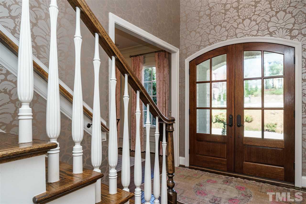 3413 Hatteras Court Raleigh, NC 27607 - Photo 3 of 25