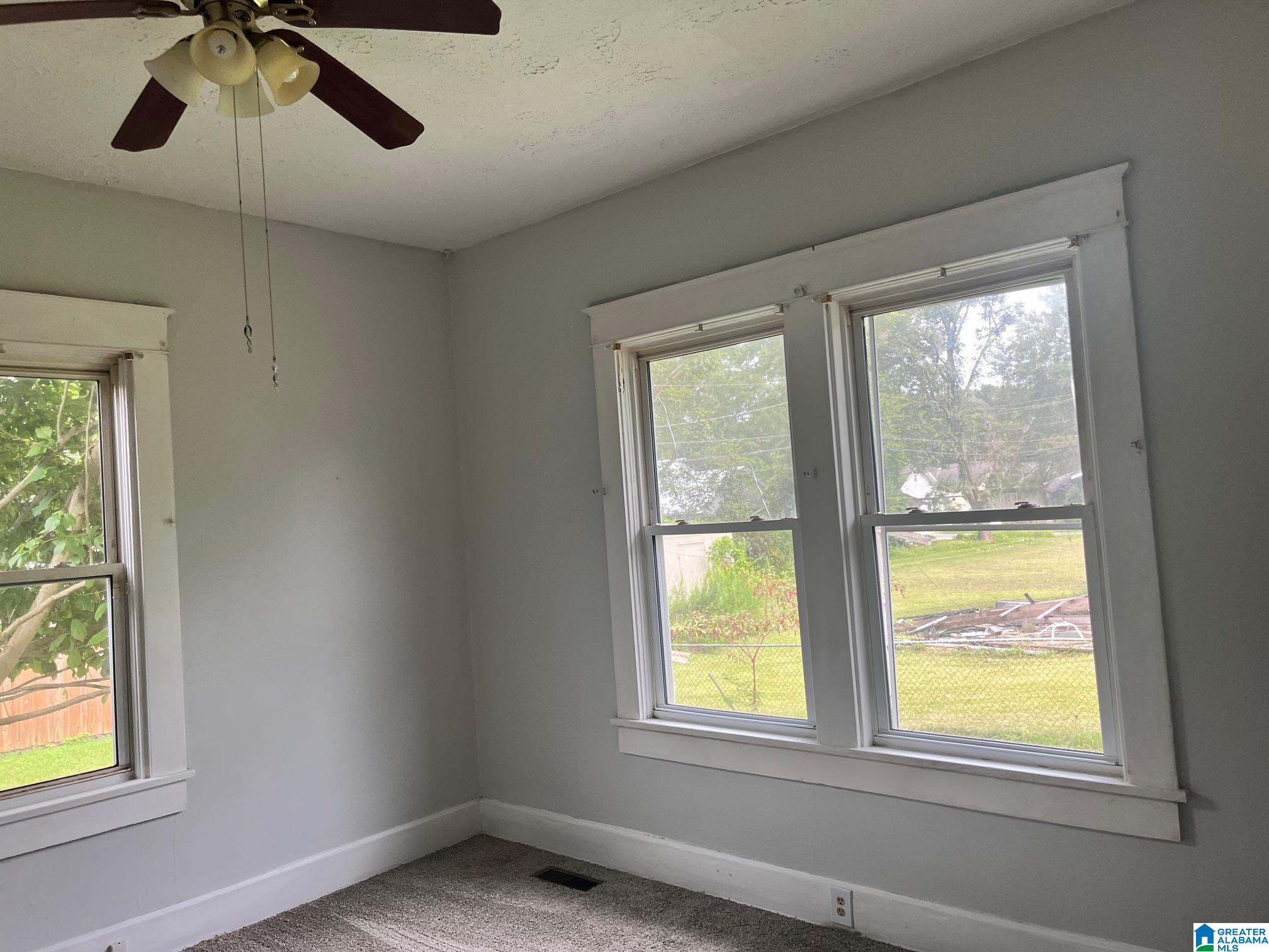 67 Oak Street Sylacauga, AL 35150 - Photo 10 of 14