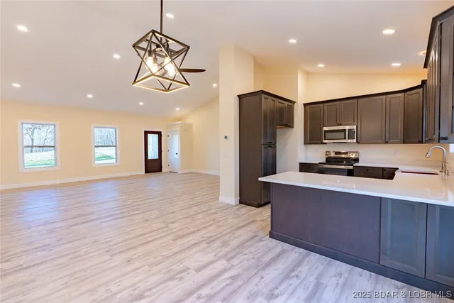 $439,000 | 85 Fox Run, Sunrise Beach, MO 65079