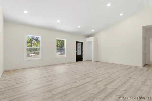 $439,000 | 85 Fox Run, Sunrise Beach, MO 65079