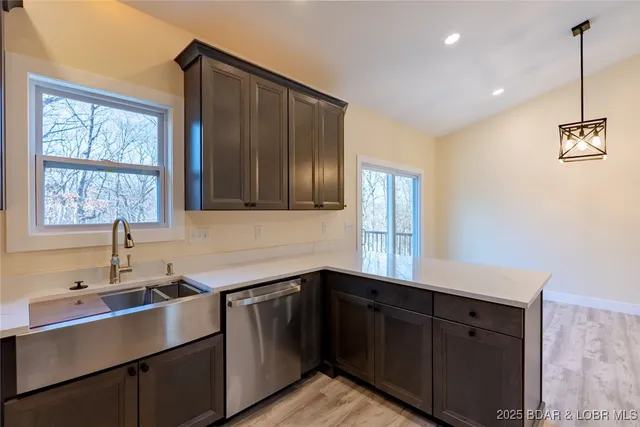 $439,000 | 85 Fox Run, Sunrise Beach, MO 65079