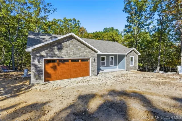 $439,000 | 85 Fox Run, Sunrise Beach, MO 65079