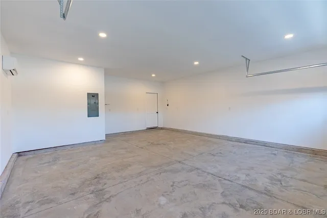 $439,000 | 85 Fox Run, Sunrise Beach, MO 65079