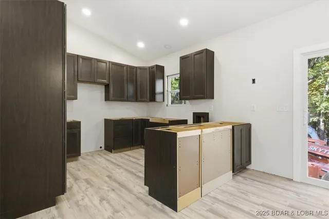 $439,000 | 85 Fox Run, Sunrise Beach, MO 65079