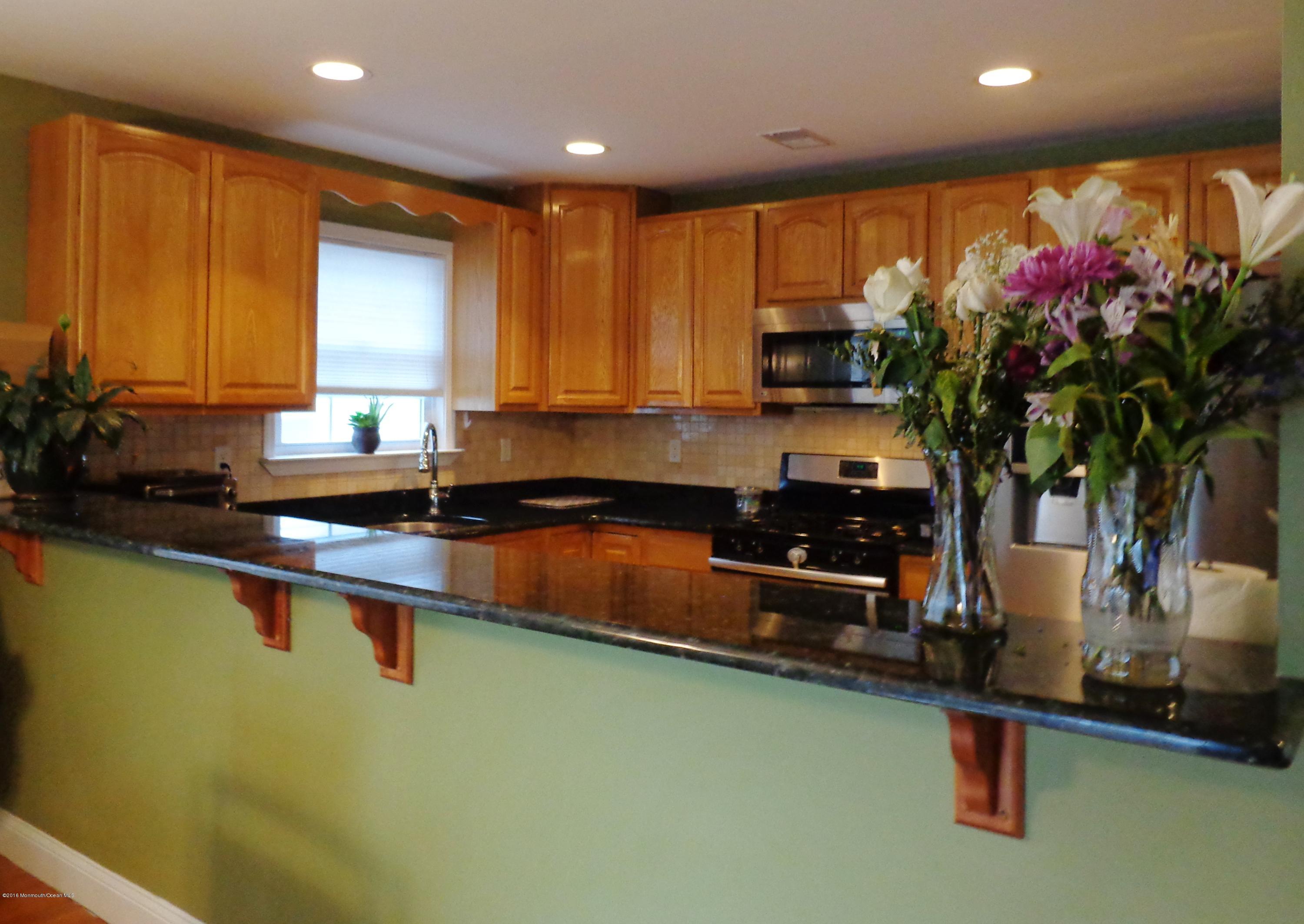 Breakfast Counter