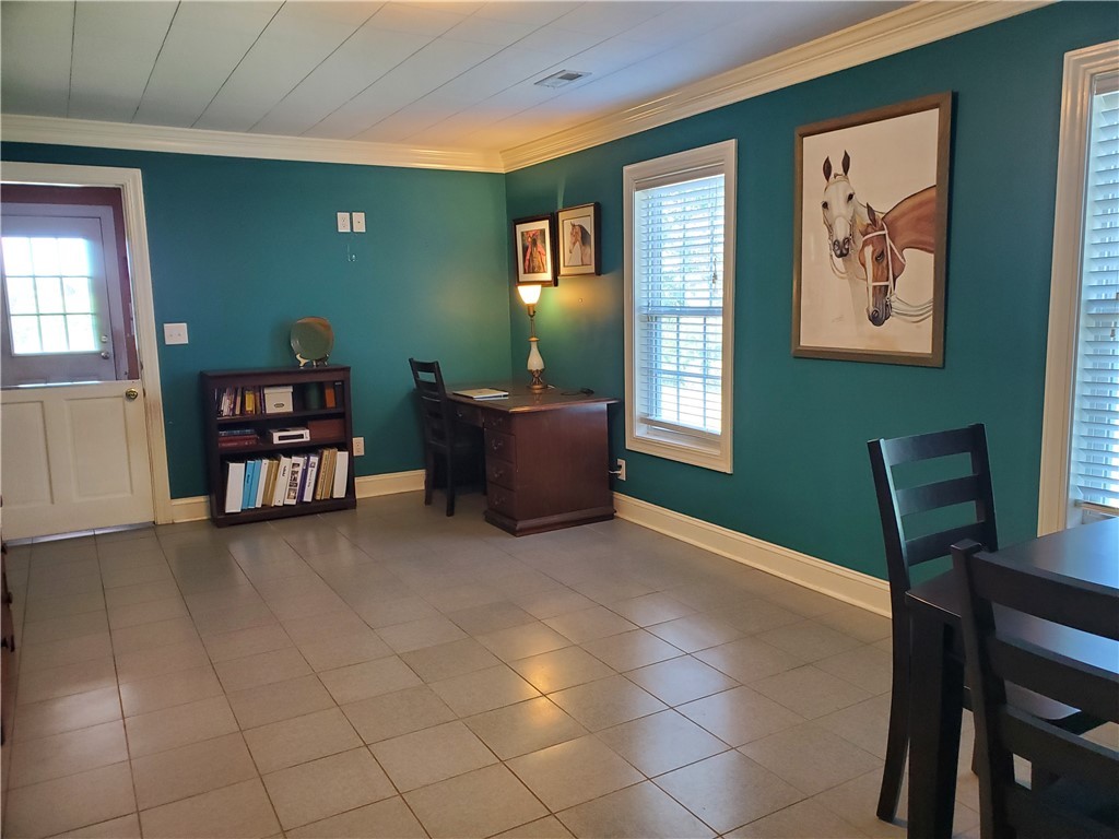 1108 Nation Road Hodges, SC 29653 - Photo 15 of 50