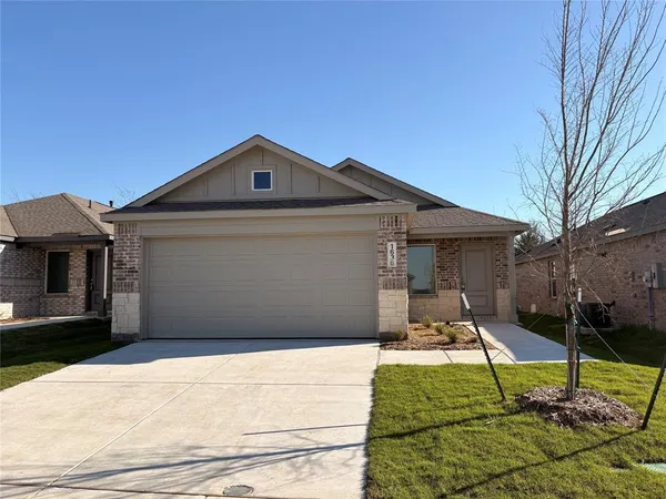 $1,500 | 1636 Elliott Road, Sherman, TX 75092