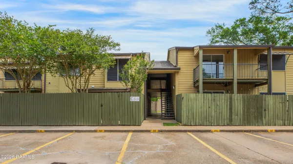 $129,900 | 220 Doucet Road, Unit 221C, Lafayette, LA 70503