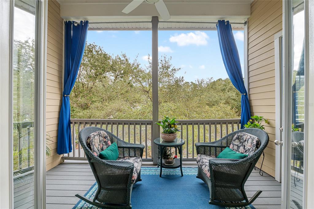 5015 Southwest 91 Terrace Gainesville, FL 32608 - Photo 18 of 61 a living room with furniture and a window