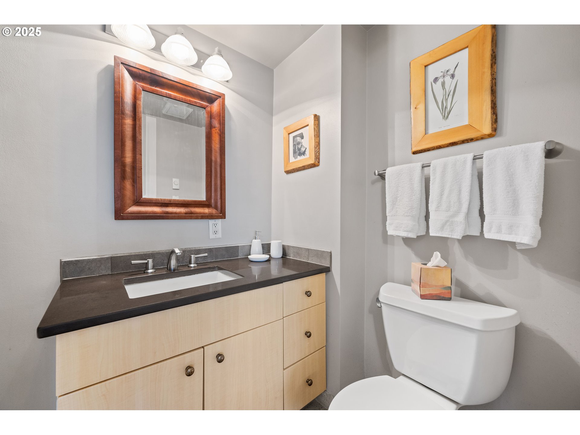 2211 Southwest Park Place, Unit 803 Portland, OR 97205 - Photo 28 of 37