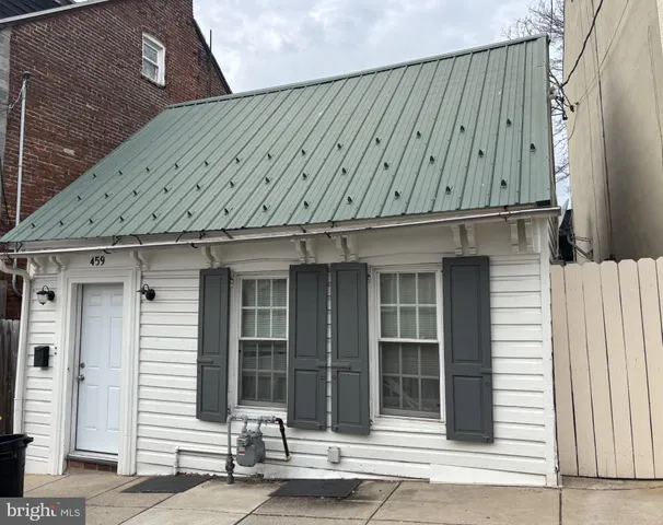 $1,350 | 459 High Street, Lancaster, PA 17603