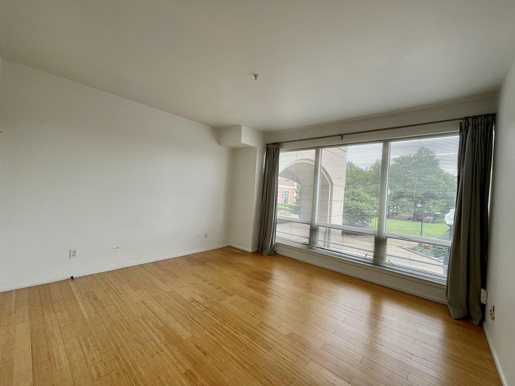 197 8th Street, Unit 210 Boston, MA 02129 - Photo 14 of 27 Gallery Image 14