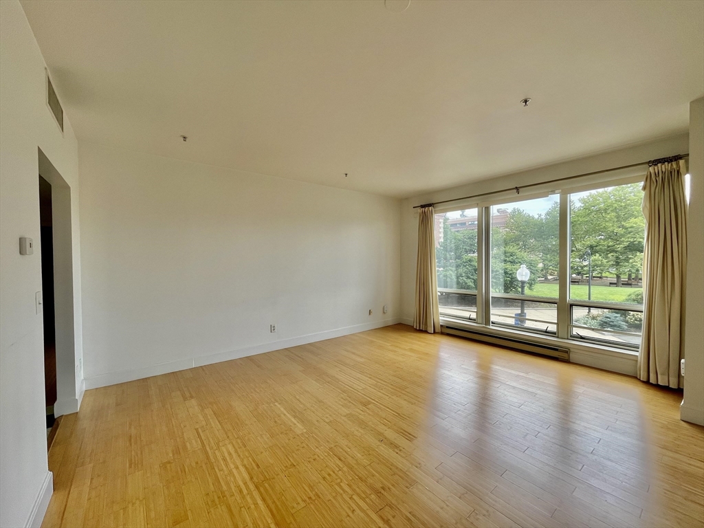 197 8th Street, Unit 210 Boston, MA 02129 - Photo 9 of 27 Gallery Image 9