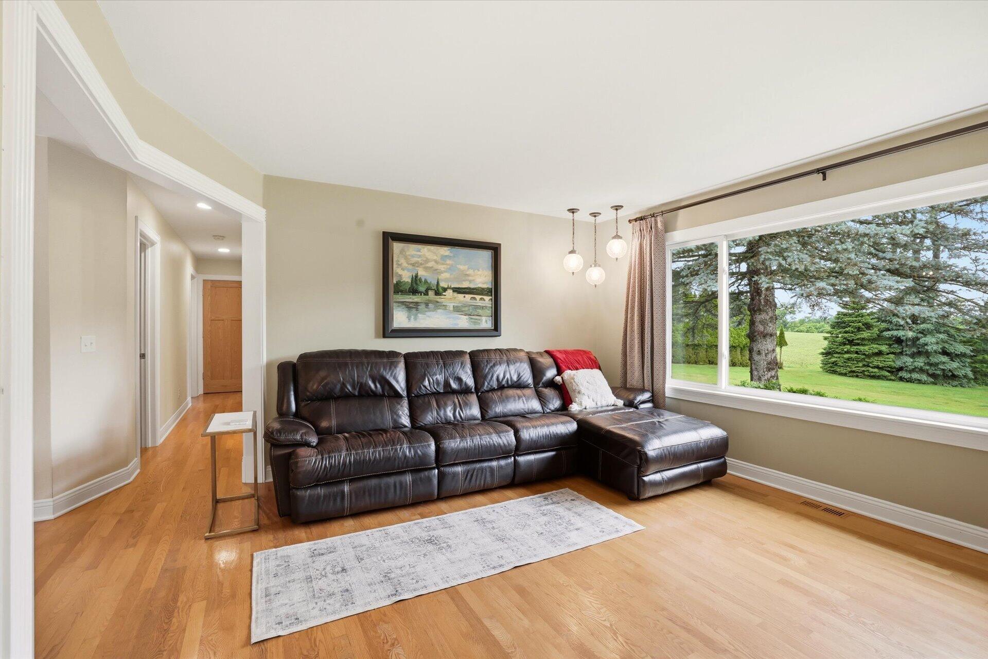 W7288 South Town Line Road Delavan, WI 53115 - Photo 26 of 57 Family room off entry