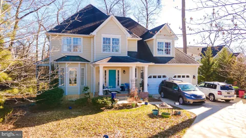 $869,000 | 142 West Shore Drive, Milton, DE 19968