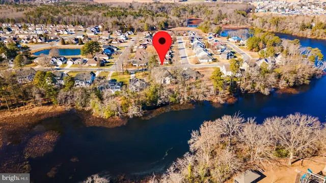 $869,000 | 142 West Shore Drive, Milton, DE 19968