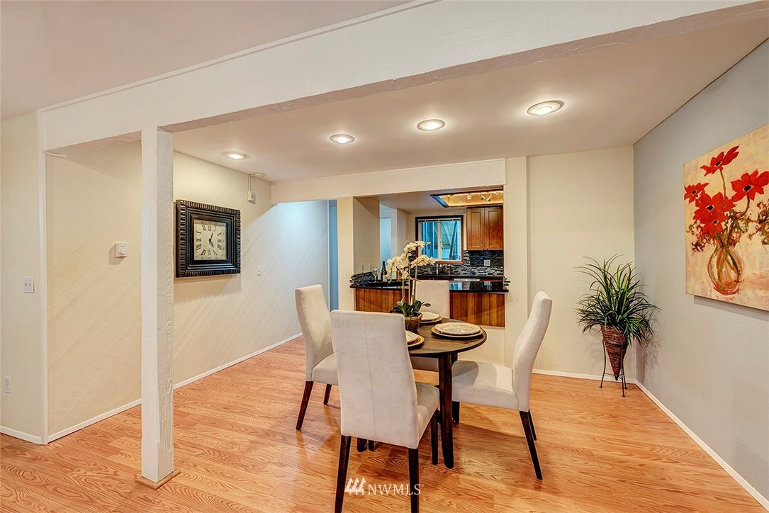 7571 Old Redmond Road, Unit 14 Redmond, WA 98052 - Photo 9 of 17 Gallery Image 9